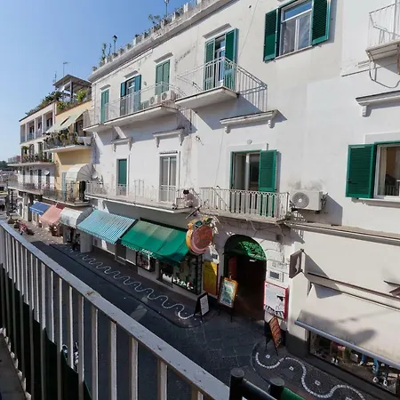Apartment Boutique House Fio *